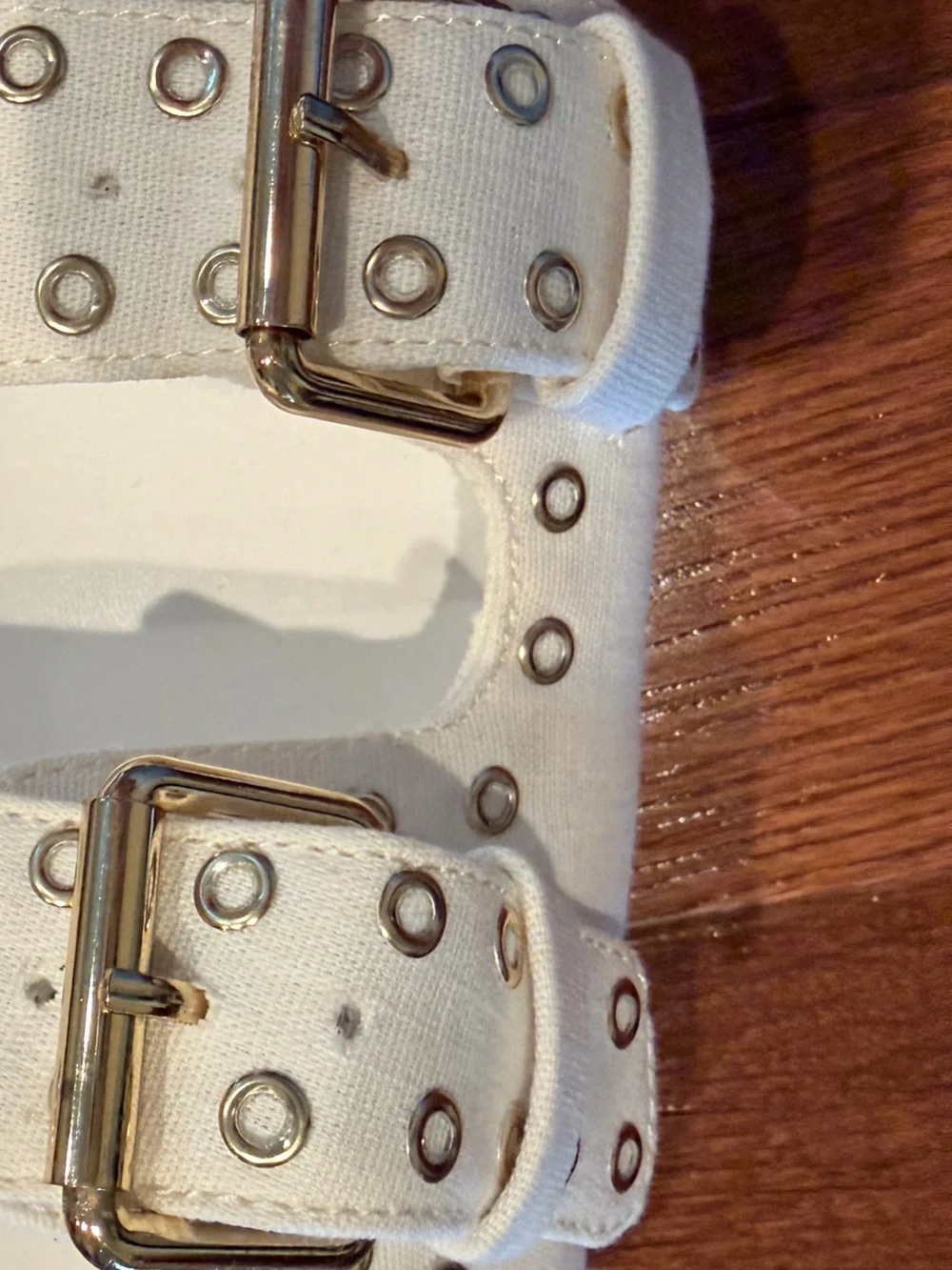 Katy Perry Collections White Slide with Gold-tone hardware detail BRAND NEW
